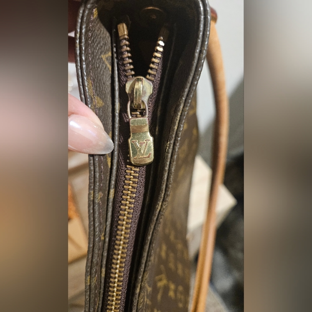 Louis Vuitton Shoulder Bag Looping GM Brown Monogram - Picture 7 of 14